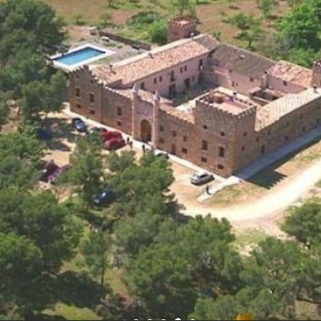 Castillo Con Piscina En Plena Sierra Calderona Segorbe Exterior photo