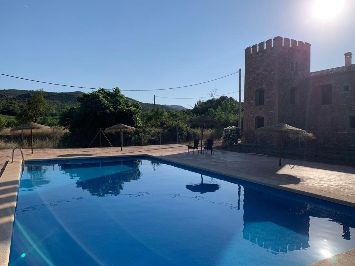 Castillo Con Piscina En Plena Sierra Calderona Segorbe Exterior photo
